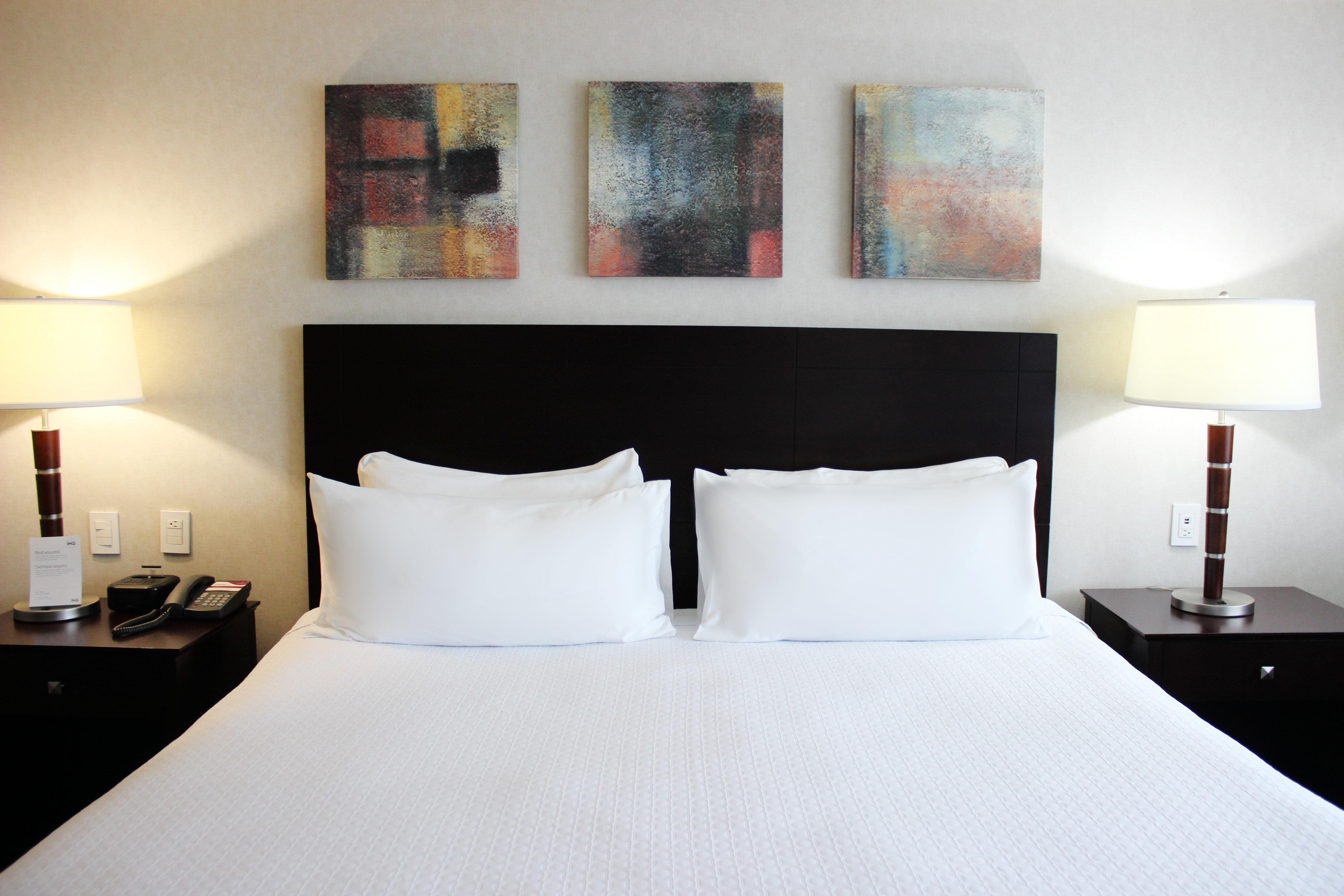 คราวน์ พลาซา เลออง Hotel เลออน ภายนอก รูปภาพ