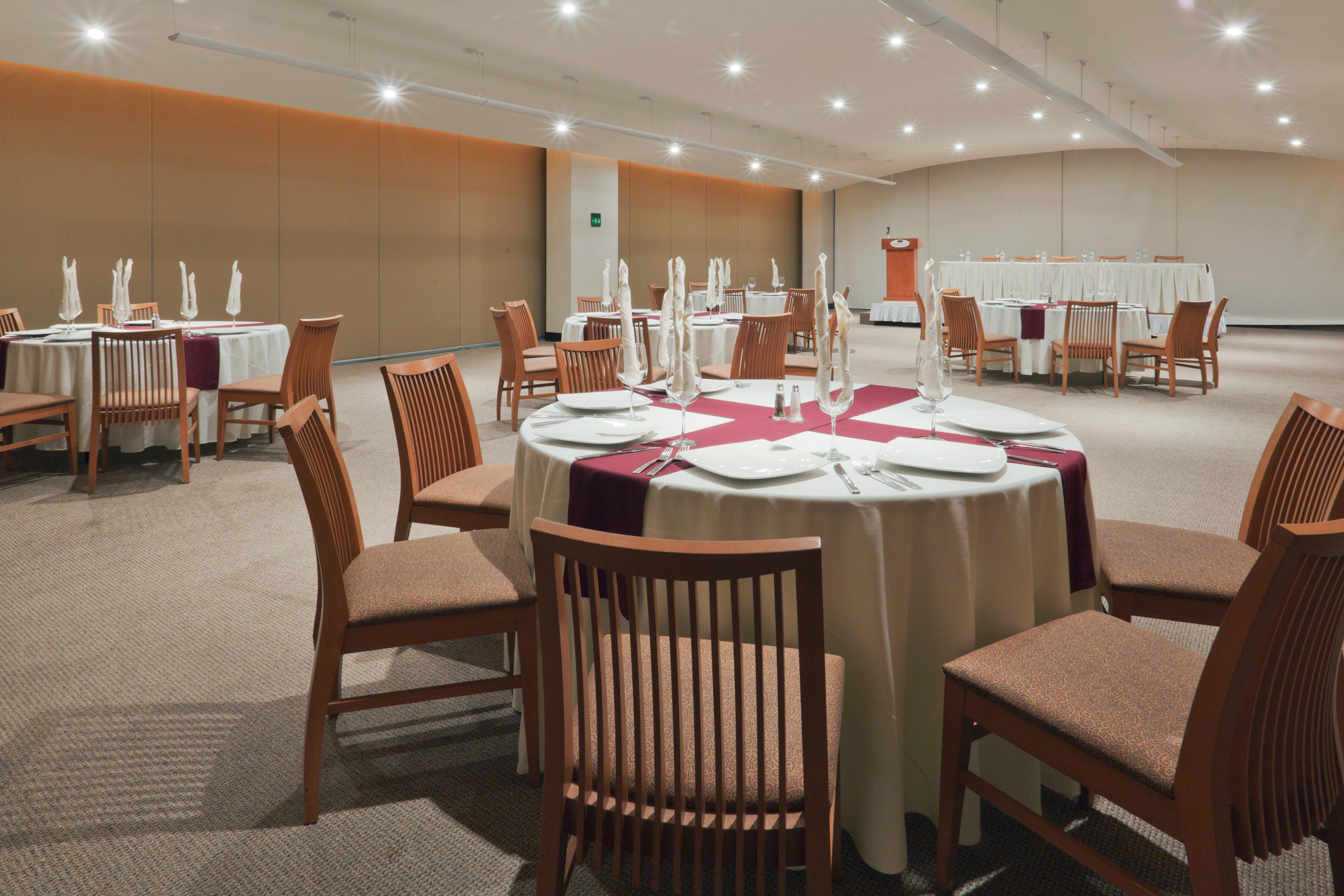 คราวน์ พลาซา เลออง Hotel เลออน ร้านอาหาร รูปภาพ